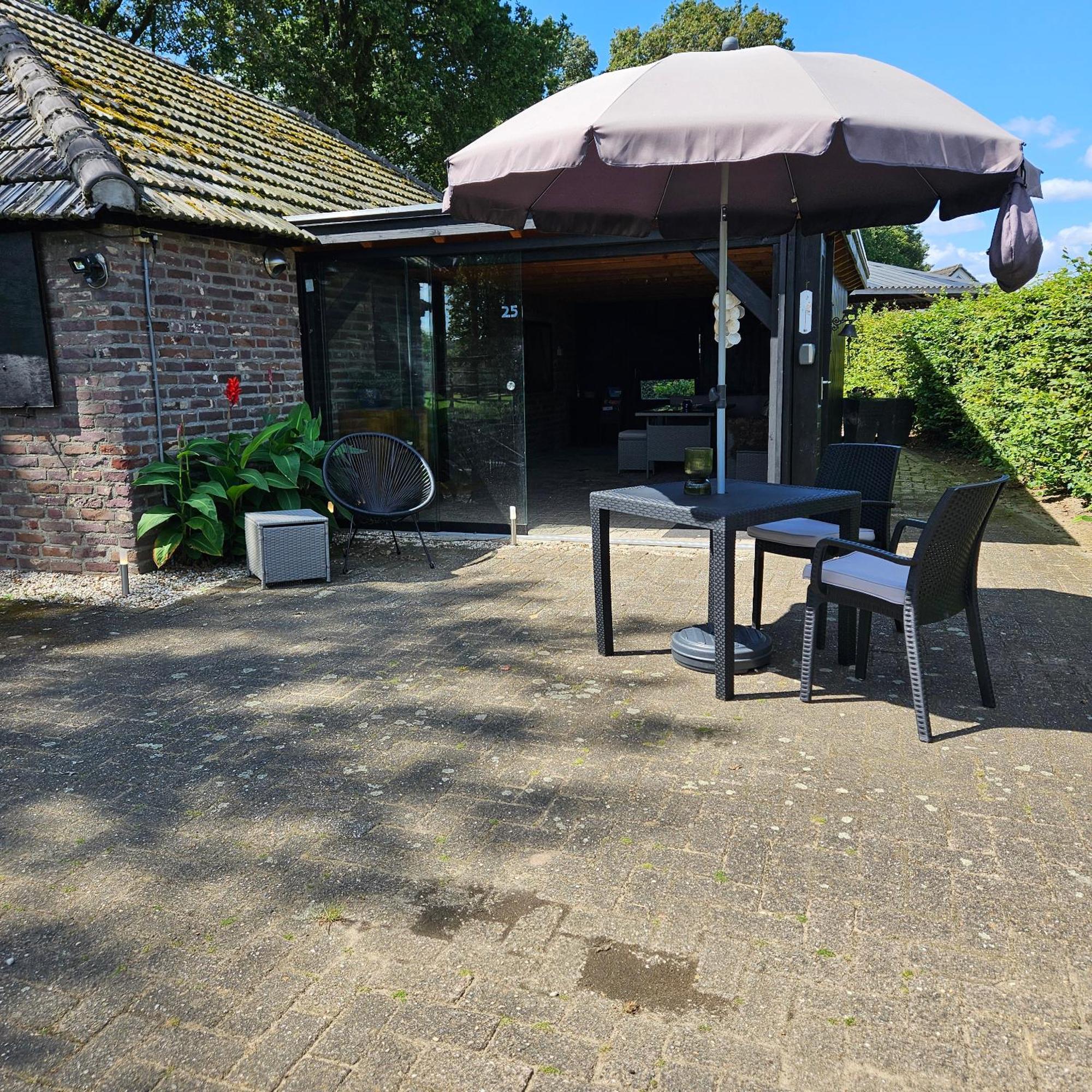 Huisje Schouwenberg Swalmen Buitenkant foto